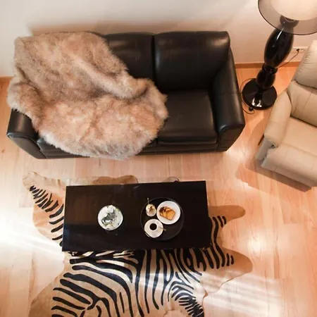 Canyon & Hotel Kalawrita