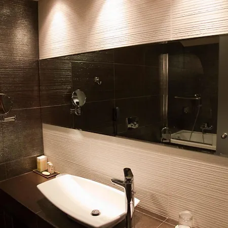 Canyon & 4* Kalawrita