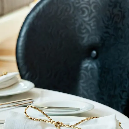 キャニオン ＆ スパ 4*