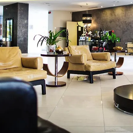 Canyon & 4* Kalawrita