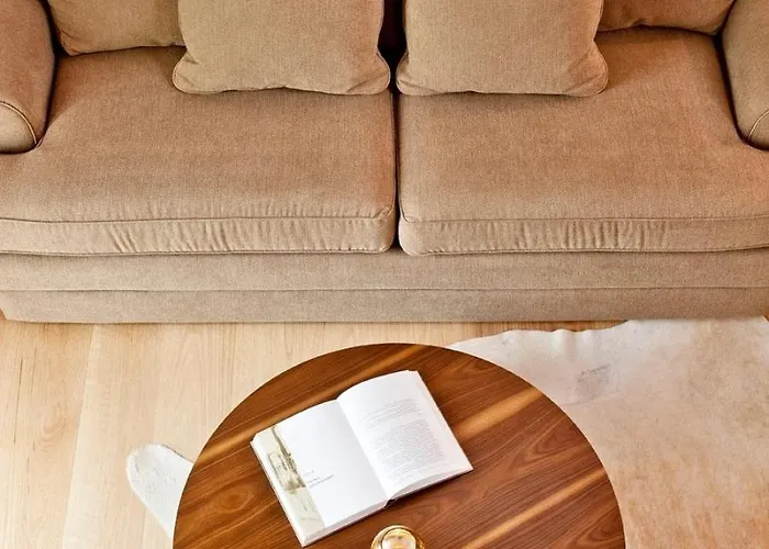 Canyon & فندق كالافريتا