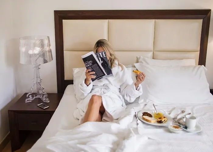 Hotel Canyon & Kalavryta