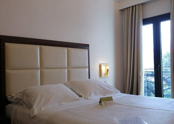 Hotel Canyon & Kalavryta