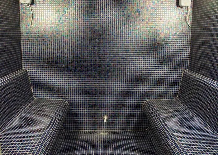 فندق Canyon & كالافريتا