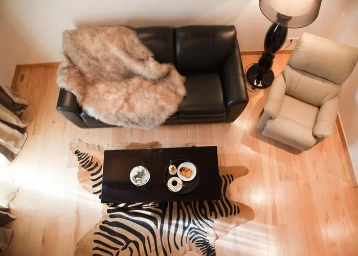 Canyon & فندق كالافريتا