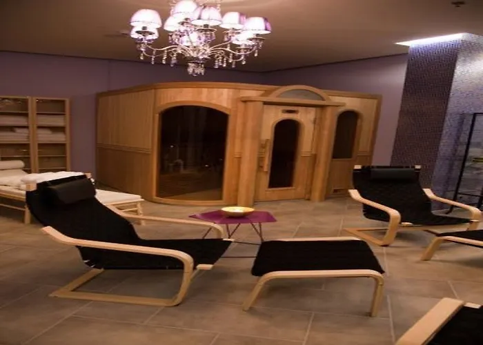 Canyon & فندق كالافريتا