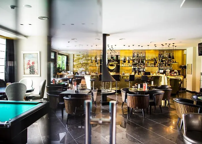 Hotel Canyon & Kalavryta