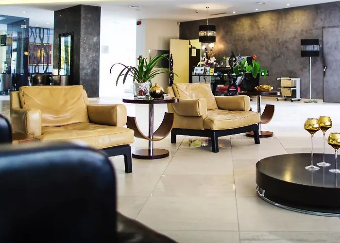 Canyon & 4* كالافريتا