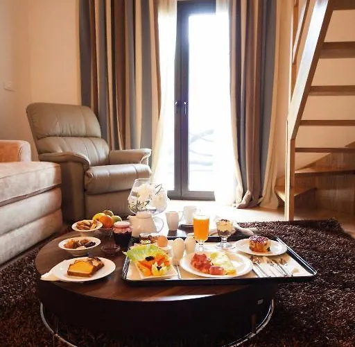 Canyon & كالافريتا